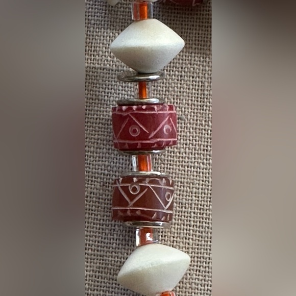 26 inch Mixed bead necklace NWOT - Picture 10 of 13